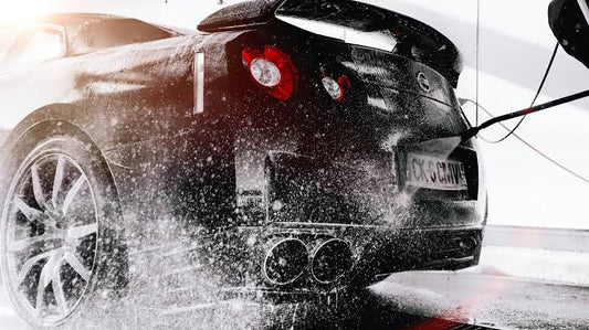 🚗 Kako oprati auto bez grebanja? Kompletan vodič za bezbedno pranje automobila